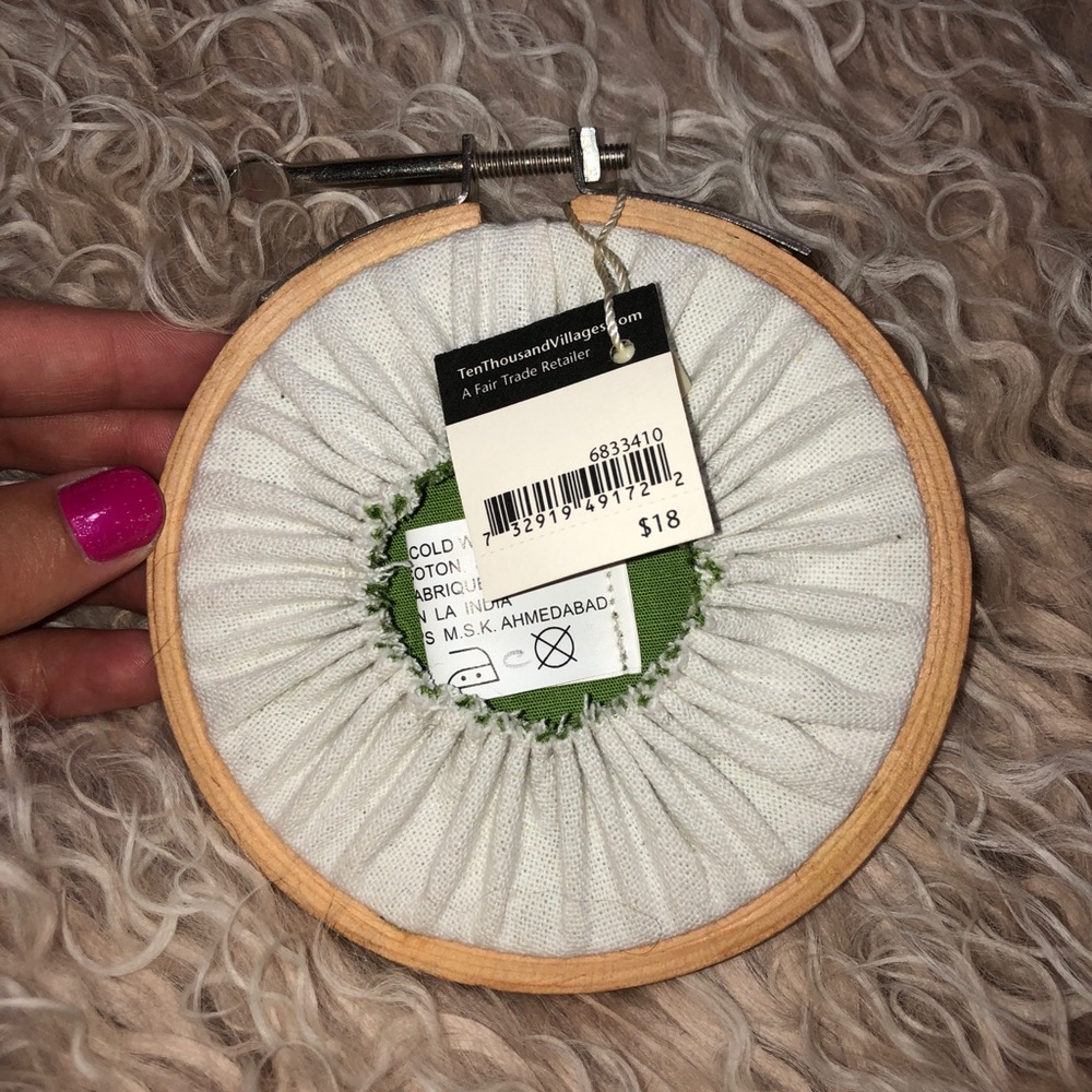 Embroidery art - Picture 2 of 2